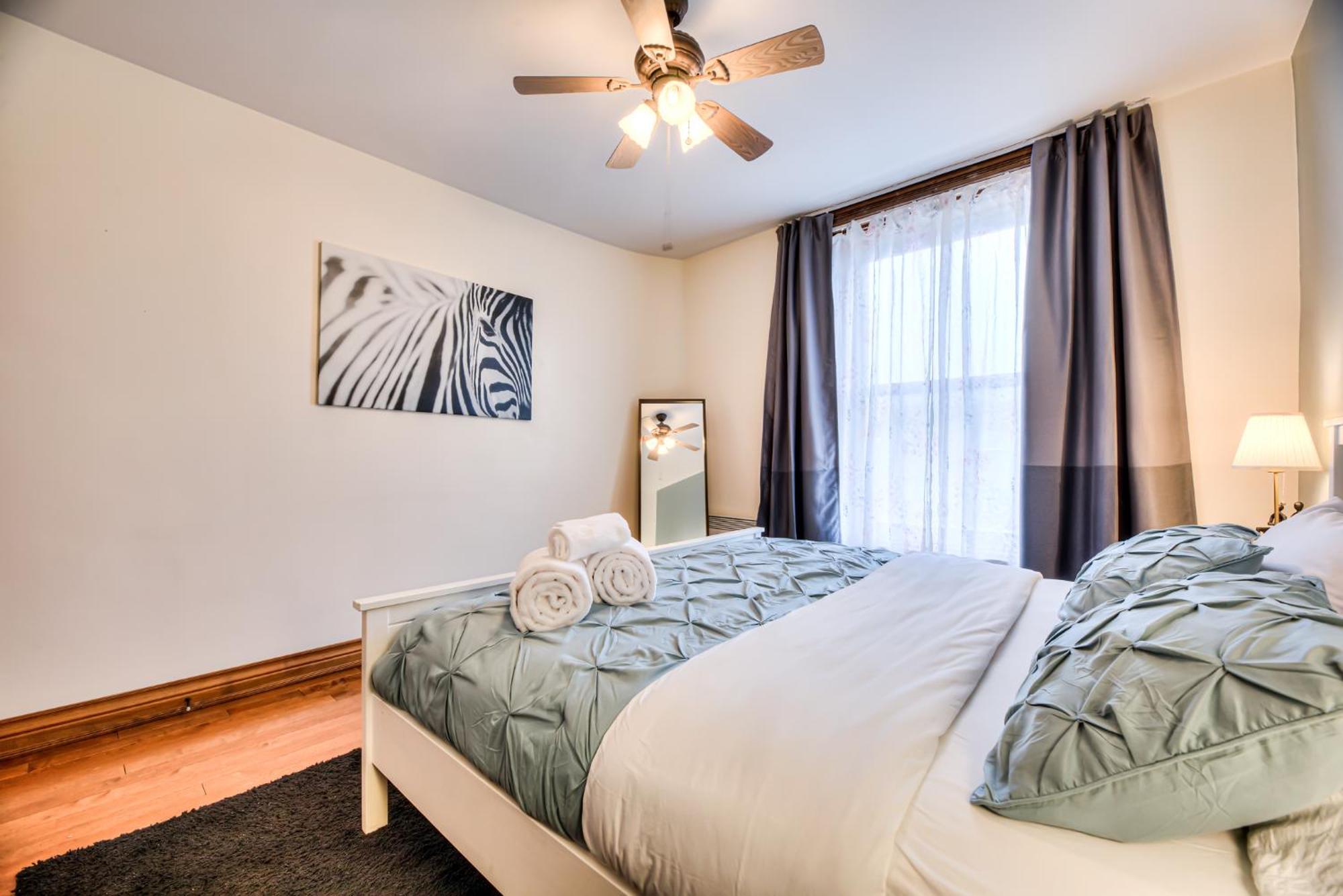 Couette-café Nightlife With Sophistication & Style - Newly Renovated Downtown & Plateau